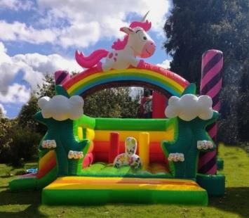 Hüpfburg Einhorn Candy